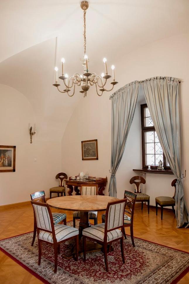 Hotel Zamek W Baranowie Sandomierskim Baranów Sandomierski